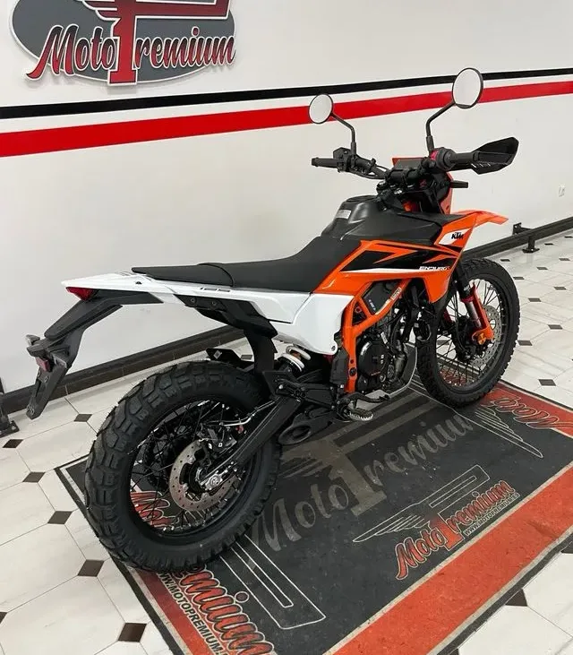 KTM 125 ENDURO R 2