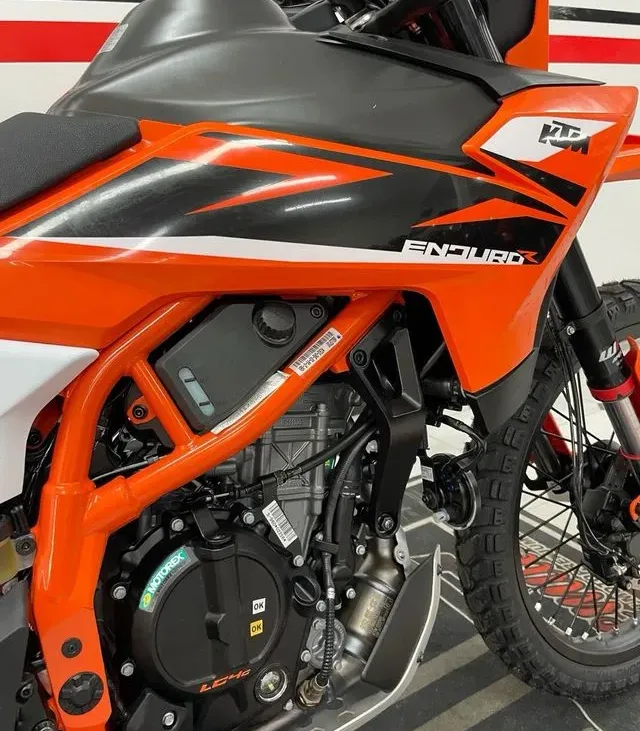 KTM 125 ENDURO R 5