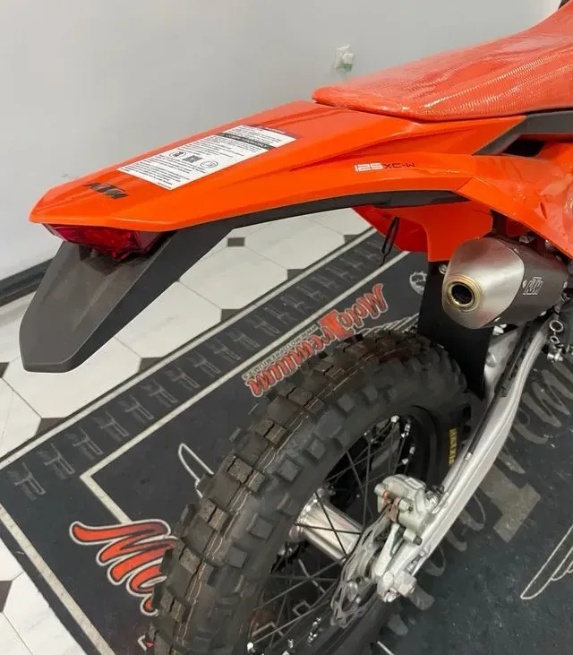 KTM 125 XC-W 9