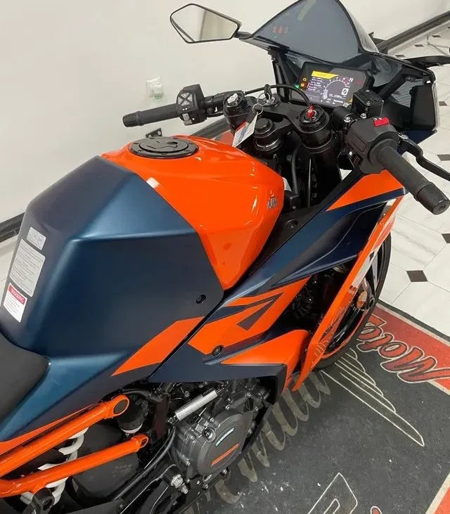 KTM RC 390 4