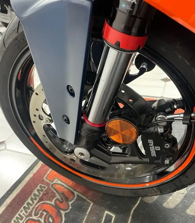 KTM RC 390 7