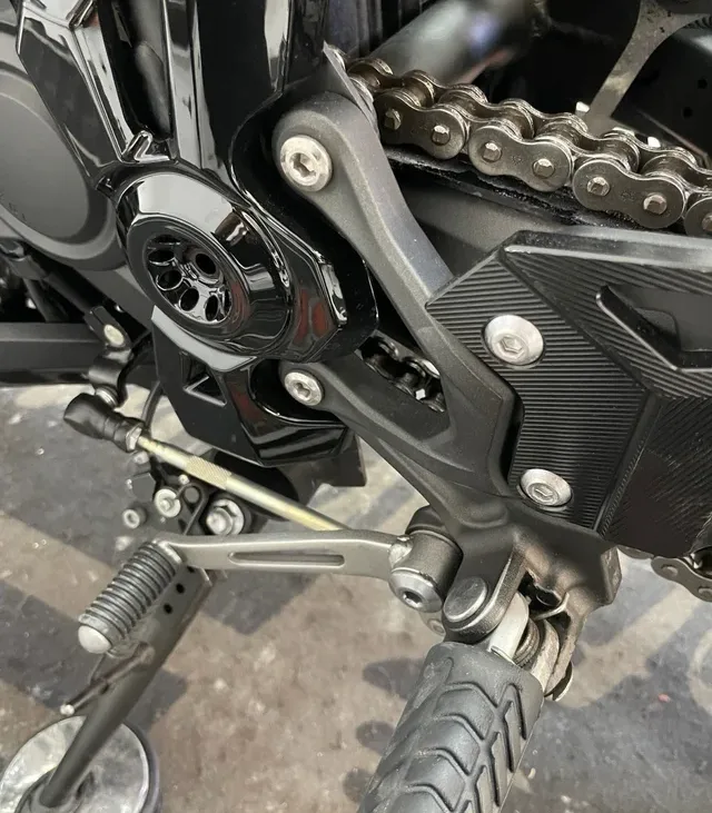 Kawasaki Z900 13