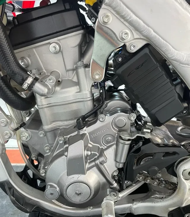 Honda CRF 250 4T 7