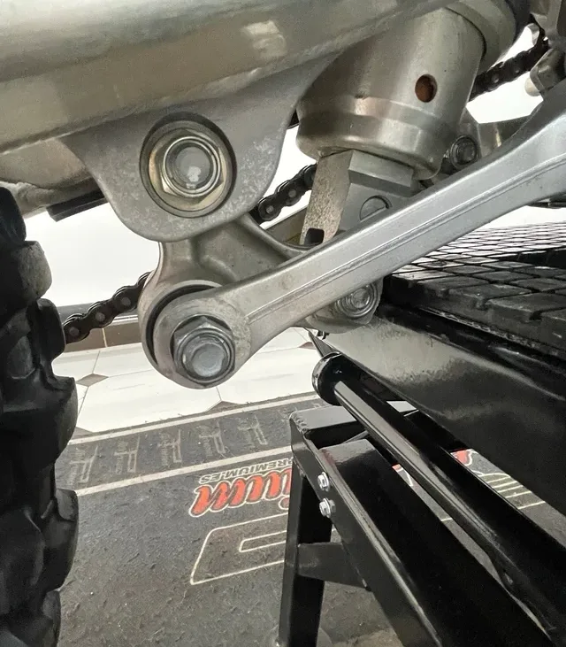Honda CRF 250 4T 8