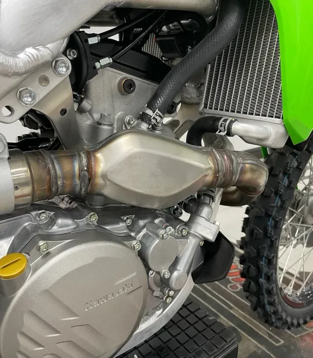 Kawasaki KXF 250 10