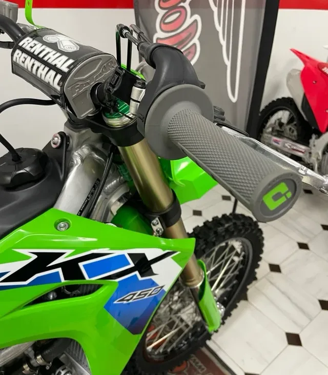Kawasaki KXF 450 8