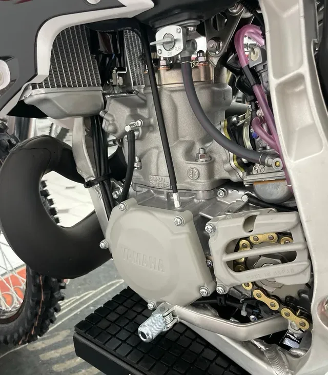 Yamaha YZ 250 cc 70th 11