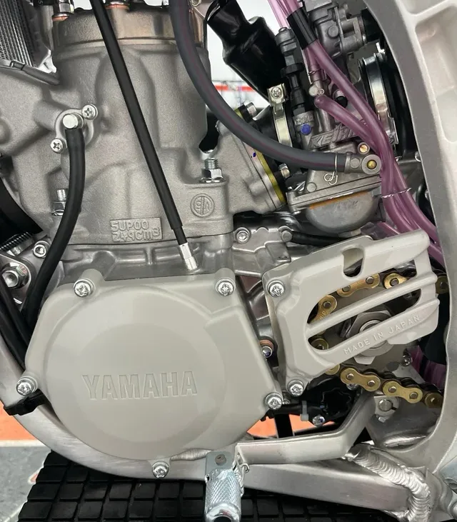 Yamaha YZ 250 cc 70th 12
